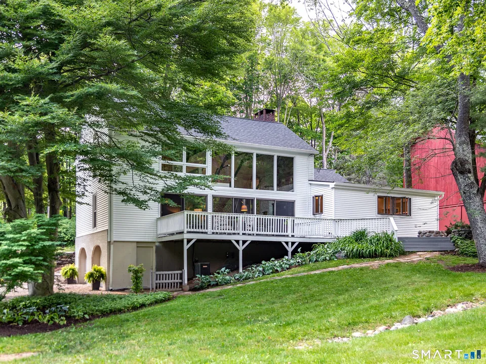 Pre-Listing Window Restoration & Construction Debris Removal in Bethlehem, CT | Adhere Home Services